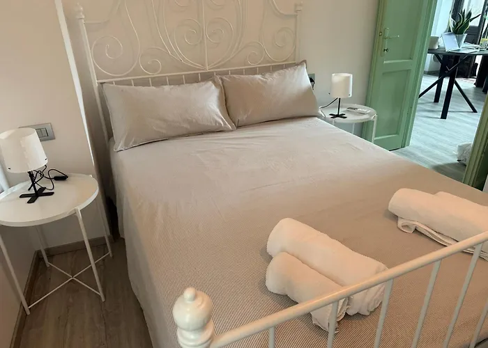 Apartament Luce Sul - Centro Storico - 3min Walking *
