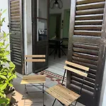 Luce Sul - Centro Storico - 3min Walking Апартаменты
