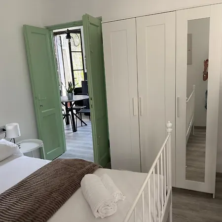 Luce Sul - Centro Storico - 3min Walking