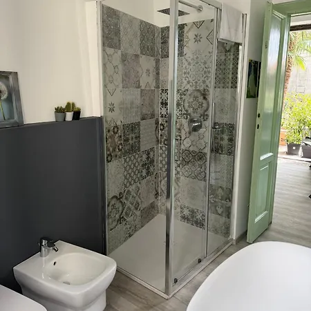 Luce Sul - Centro Storico - 3min Walking דירה בלאנו