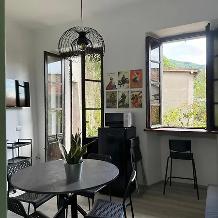 Luce Sul - Centro Storico - 3min Walking * Bellano