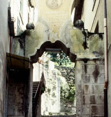 Luce Sul - Centro Storico - 3min Walking Apartman *